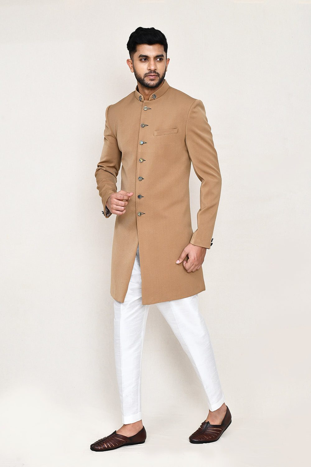 Chiku Indowestern with Straight Fit Pant