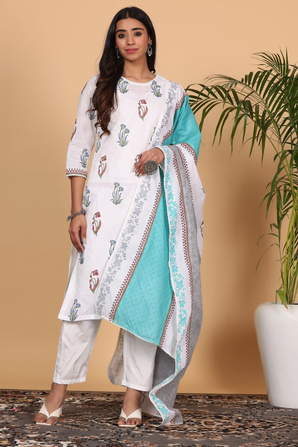 White Cotton Kurta Set With Block Print