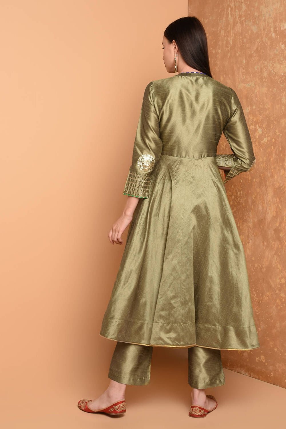 Beige Silk Kurta Set With Peach Work