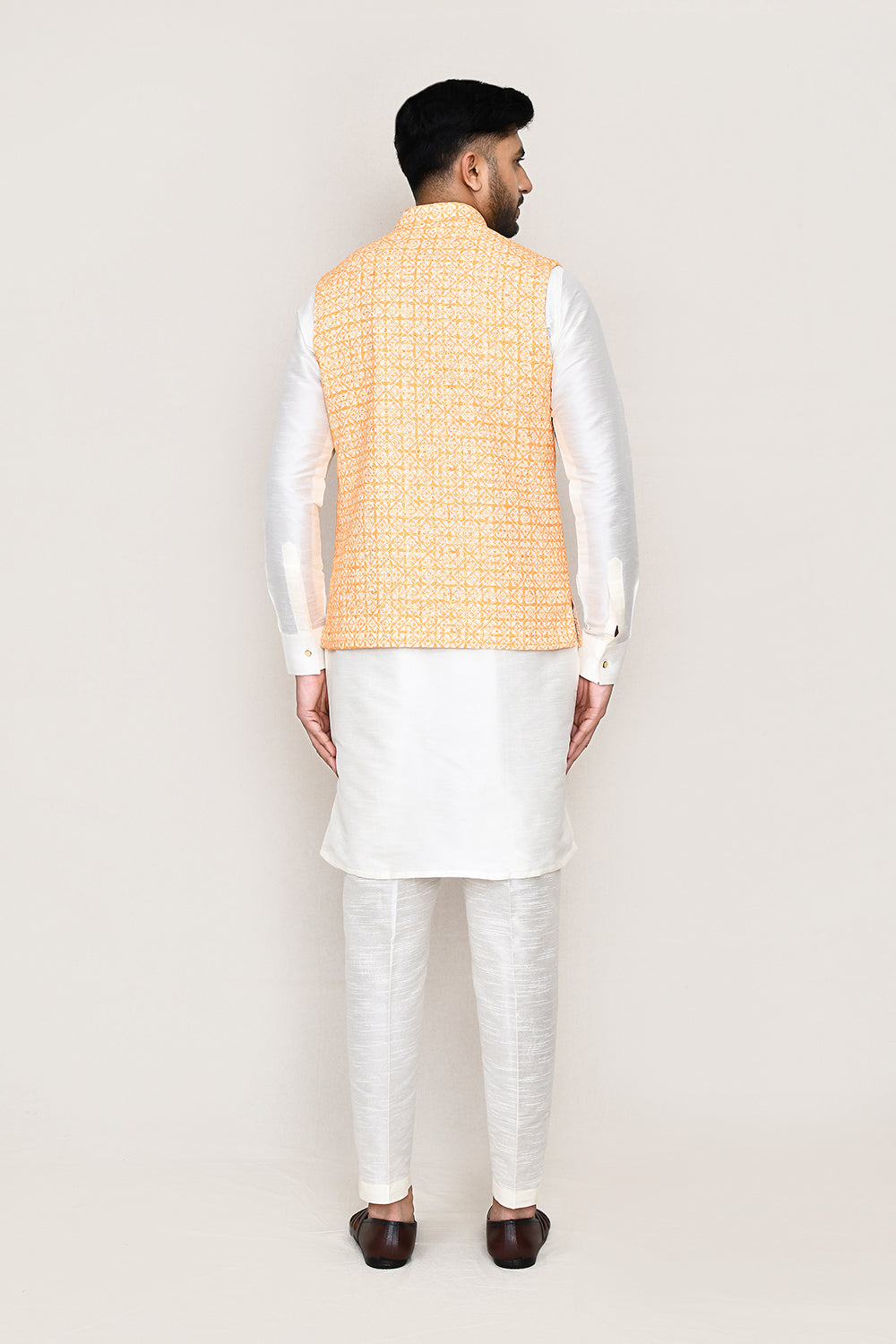 White Kurta with Straight Fit Pant And Jacket