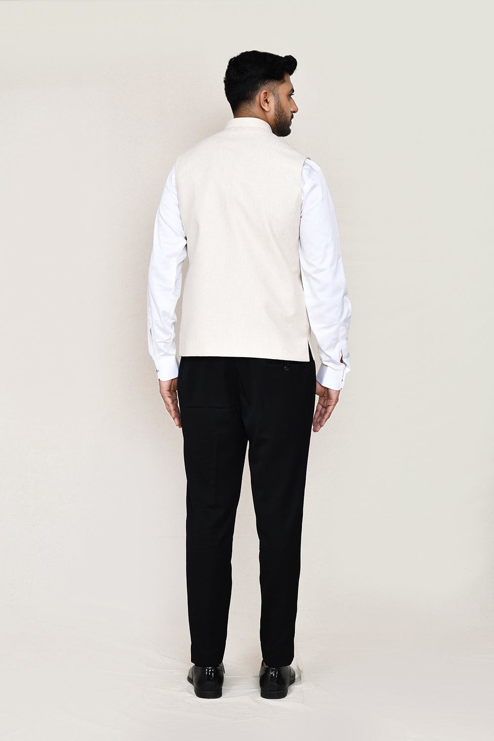 White Kurta with Straight Fit Pant And Jacket