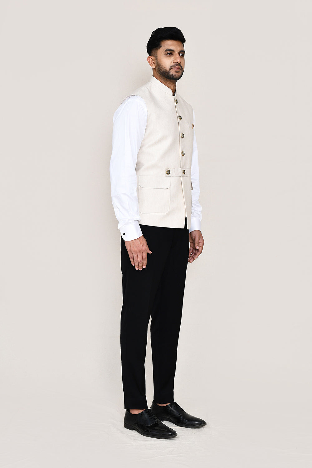 White Kurta with Straight Fit Pant And Jacket