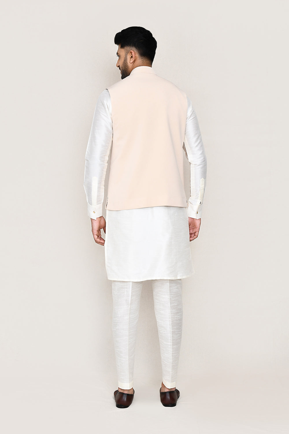 White Kurta with Straight Fit Pant And Jacket