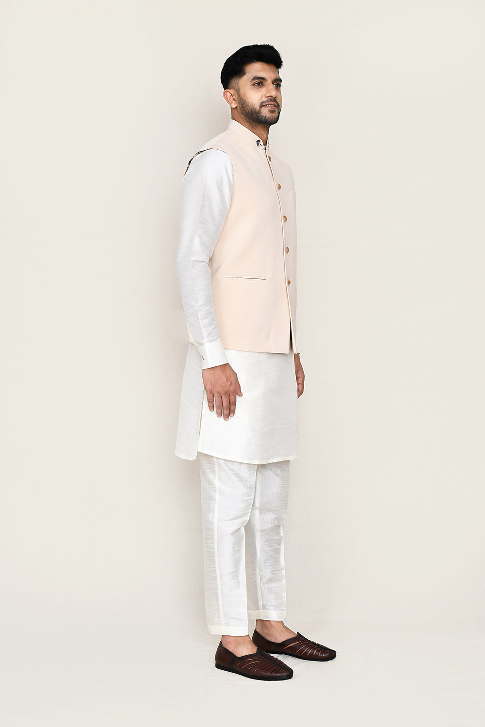 White Kurta with Straight Fit Pant And Jacket
