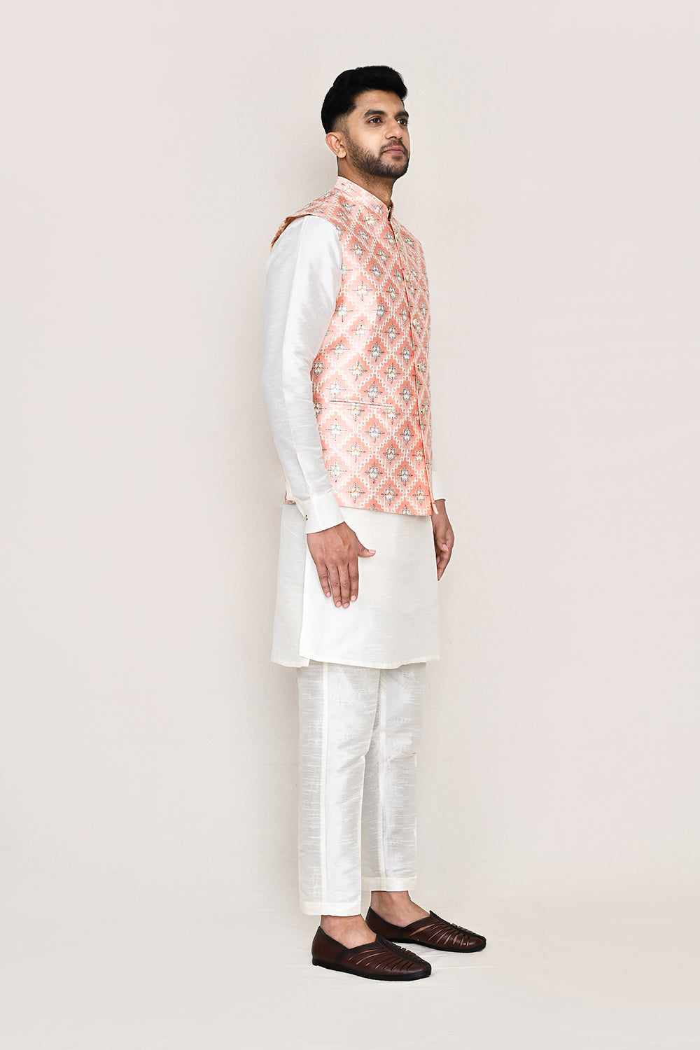 White Kurta with Straight Fit Pant And Jacket