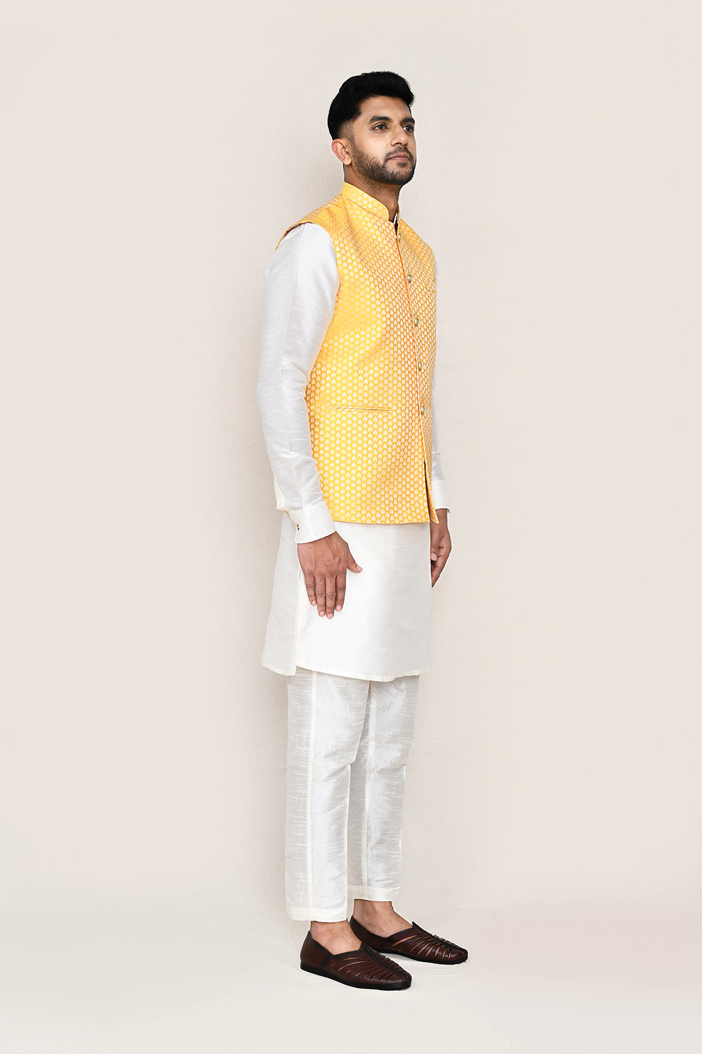 White Kurta with Straight Fit Pant And Jacket