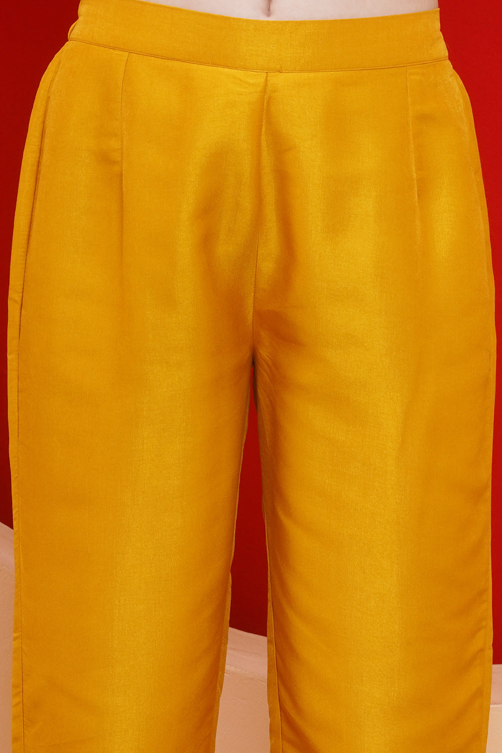 Yelow Kaftaan Set with ineer and Potli