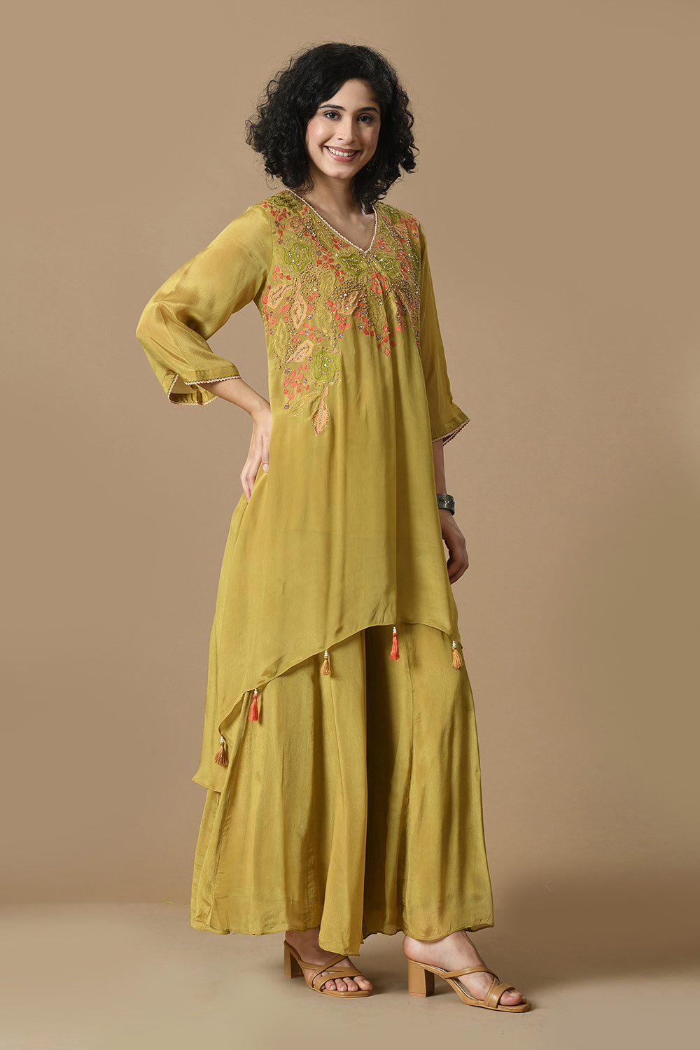Mehendi Kurta Set