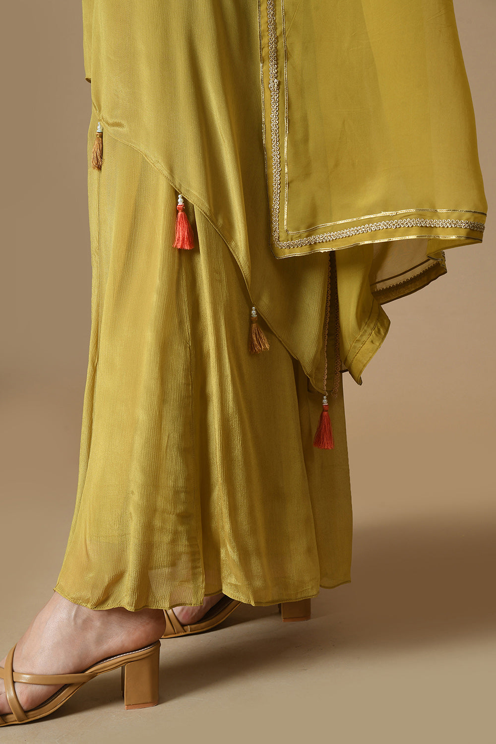 Mehendi Kurta Set