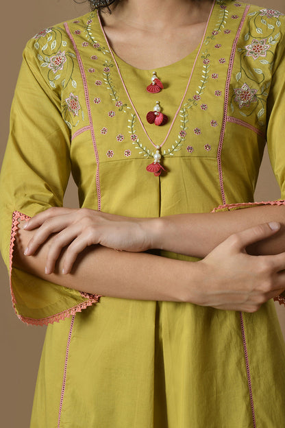 Mehendi Kurta Set