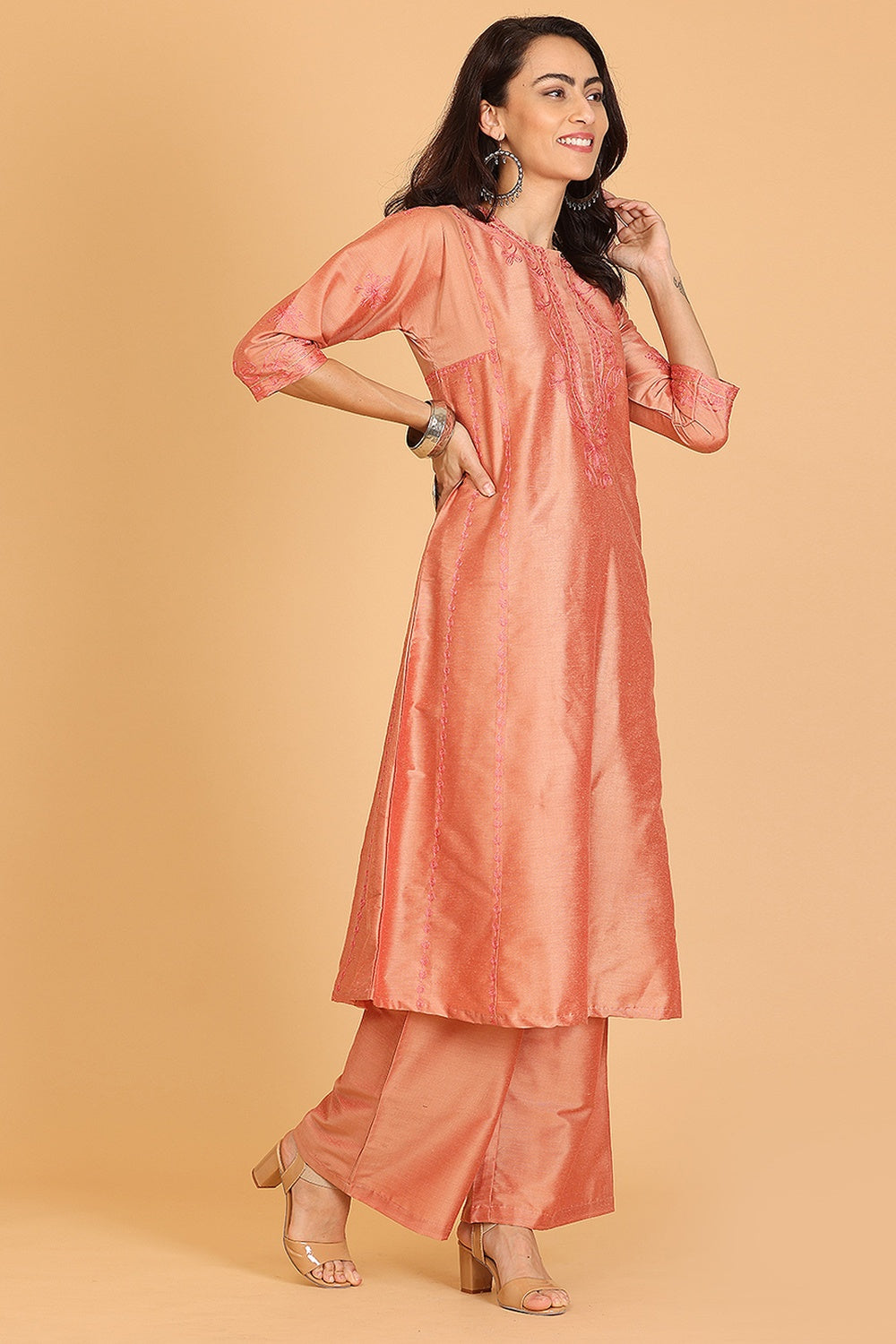 Mauve Cotton Silk Kurta Set With Embroidery