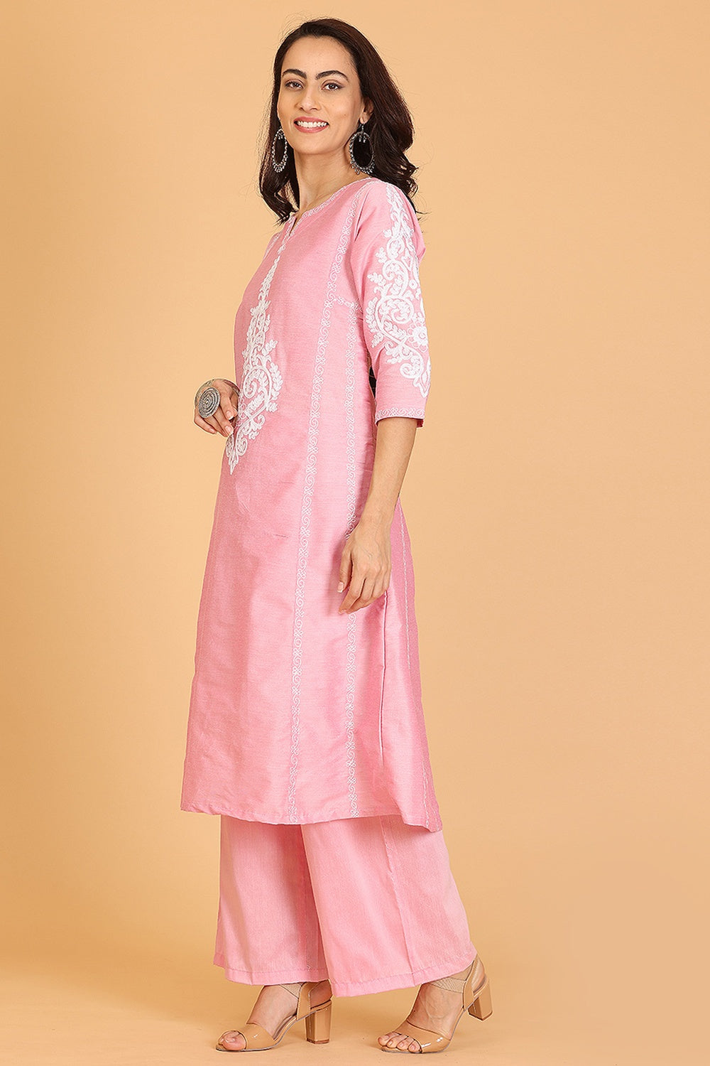 Pink Cotton Silk Kurta Set With Embroidery