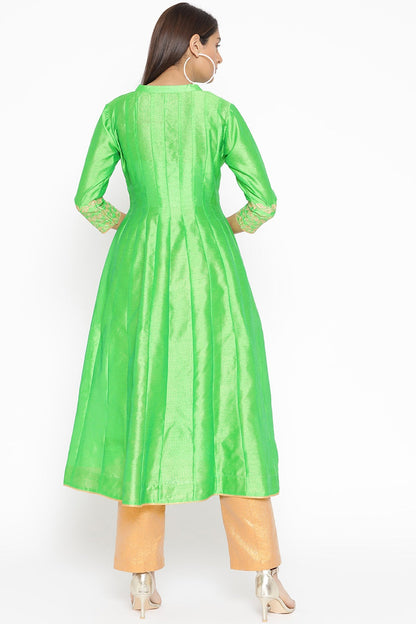 Green Silk Kurta Set With Embroidery