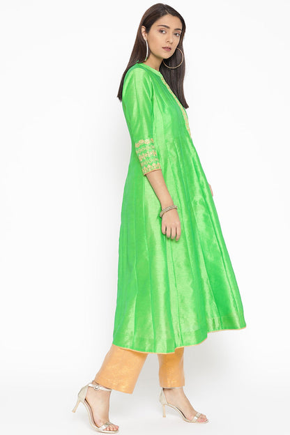 Green Silk Kurta Set With Embroidery