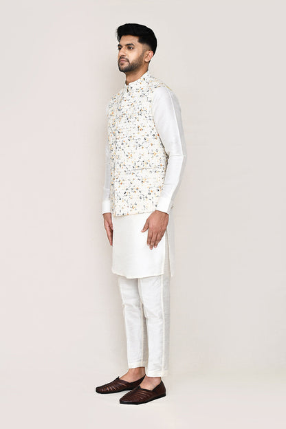 White Kurta with Straight Fit Pant And Jacket