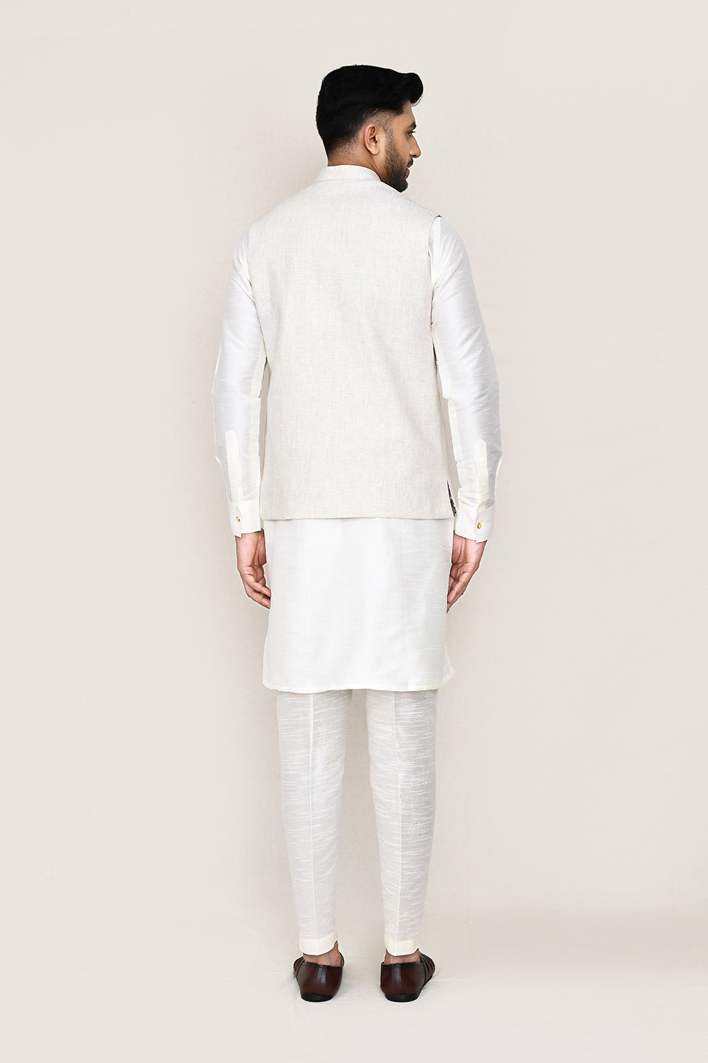 White Kurta with Straight Fit Pant & Jacket