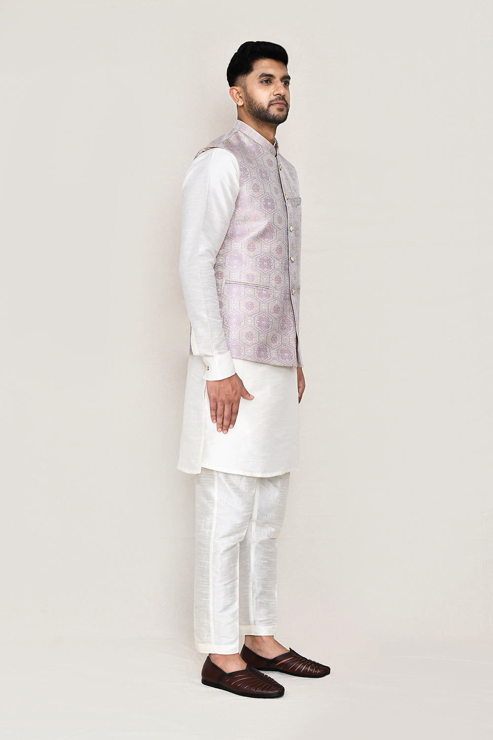 White Kurta with Straight Fit Pant And Jacket