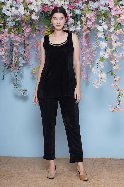 Black Hand Embellished Kaftaan with ineer and Pant